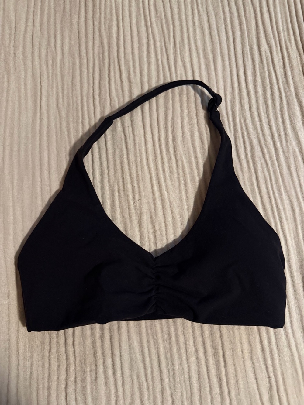 YOUNGLA Black V-Neck Halter Sports Bra